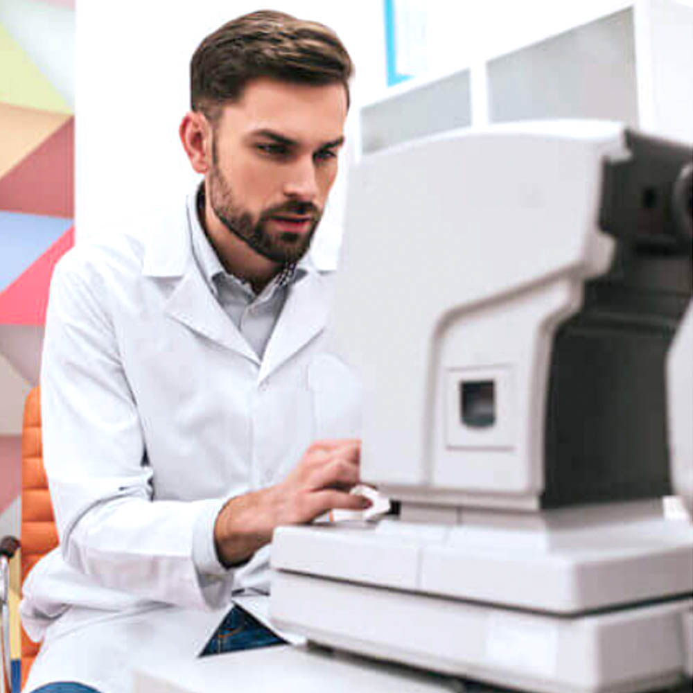 optometrist in Vestal